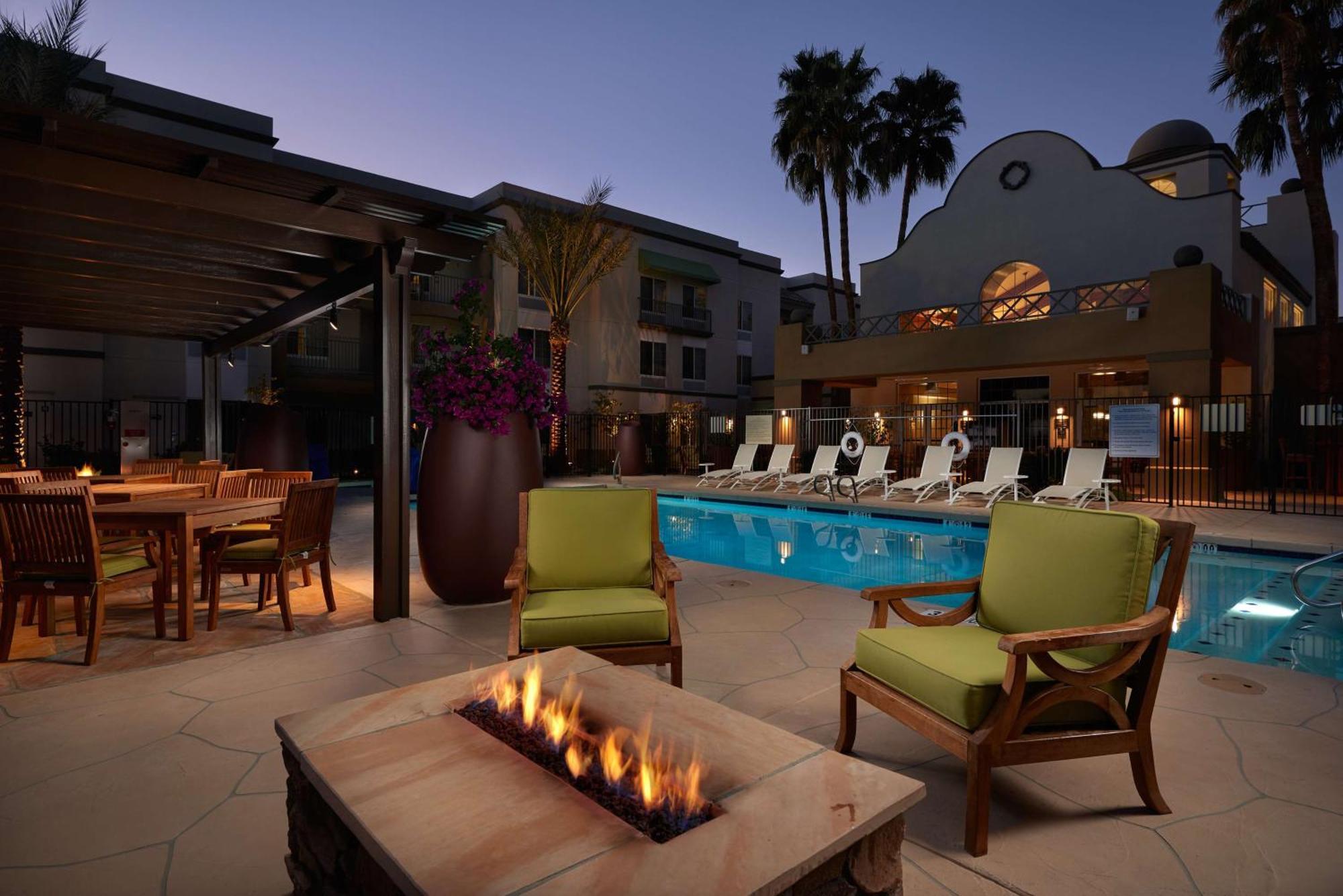 Hampton Inn & Suites Phoenix/Scottsdale Extérieur photo