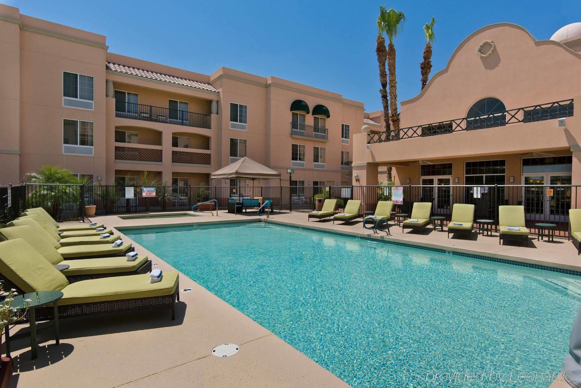Hampton Inn & Suites Phoenix/Scottsdale Extérieur photo